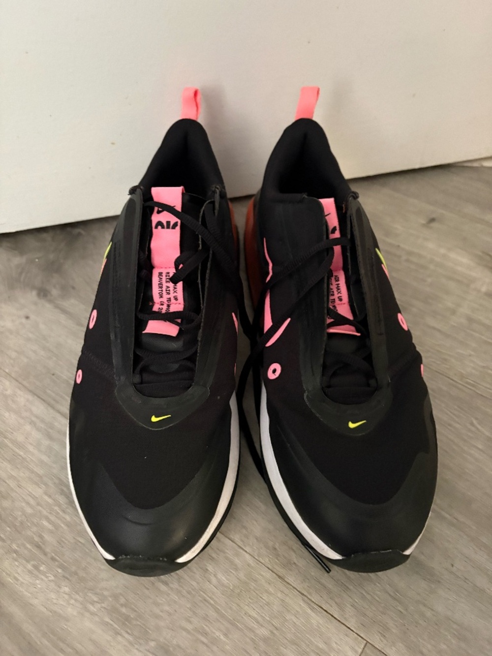 Nike Air Max Black Pink Neon Sneakers Women’s Size 12 New NO INSOLES